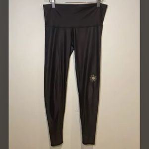 Teeki Black moon phases hot pants Medium